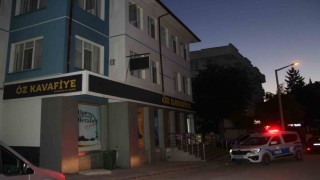 Otelin 3. katından düşen 2 yaşındaki çocuk yaralandı