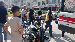 Otomobil ile çarpışan motosiklet sürücüsü yaralandı