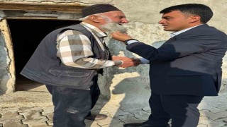 Özükavak Belediye Başkanı Gökçetürk, vatandaşlarla bayramlaştı