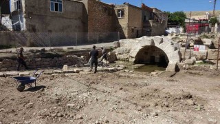 Perre Antik Kentteki kazılar Roma Çeşmesinden başladı