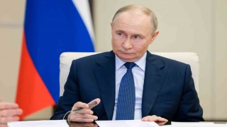 Putinden Rus donanmasının 2050 yılına kadar geliştirilmesine ilişkin imza
