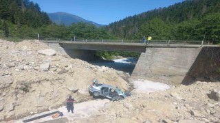 Rizedeki kazada 2si çocuk 5 kişi yaralandı