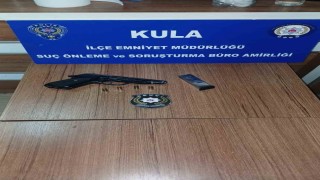 Ruhsatsız ses tabancasıyla yakalanan şahsa para cezası