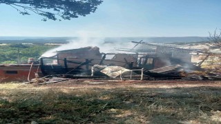 Sakaryada yangın: Ev, ahır ve samanlık zarar gördü
