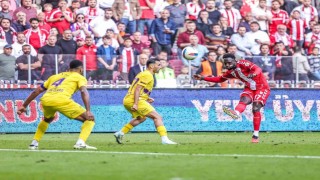 Samsunsporda 5 yabancı futbolcu ile yollar ayrıldı