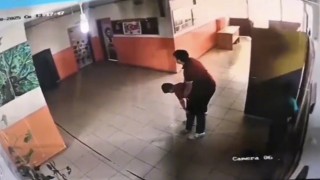 Saniyelerle yarıştı, öğrencisinin hayatını kurtardı