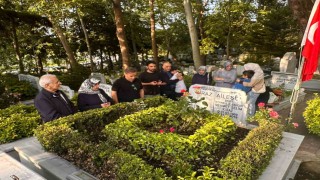 Şehit Savcı Mehmet Selim Kirazın kabrini ziyaret eden baba Hakkı Kiraz: Buraya her geldiğimizde biz 31 Marttayız