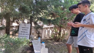 Selendide mezarlıklara ziyaretçi akını