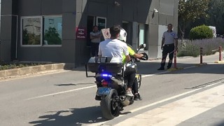 Sınava geç kalan öğrencinin imdadına polis yetişti
