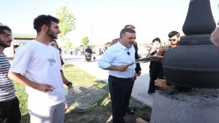 Sincan Belediye Başkanı Ercan öğrencilerle piknik yaptı