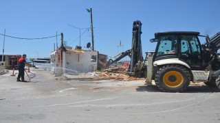 Sinopta mevzuata aykırı 5 kulübe yerinden kaldırıldı