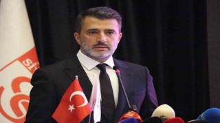 Sivassporun yeni başkanı Gökhan Karagöl oldu