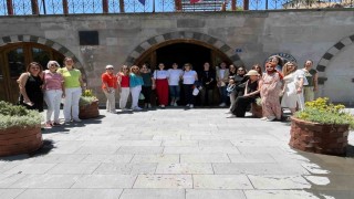 Talas Belediyesinden öğretmenlere tarihi ve turistik gezi