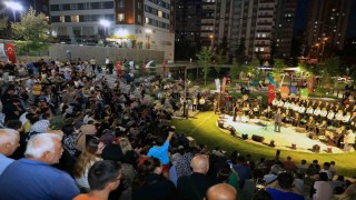 Talasta babalar günü coşkusu Hoş Seda ile yaşandı