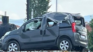 Tavşanlıda kontrolden çıkan araç takla attı, sürücüsü yaralandı