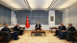 TBMM Başkanı Kurtulmuş, Türkiyenin NATO Daimi Temsilciliğini ziyaret etti