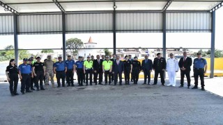 Tekirdağ Vali Vekili Güler görev başındaki polislerle bayramlaştı