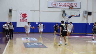 TÜSF Erkekler Basketbol 2. Liginde şampiyon Arel Üniversitesi oldu