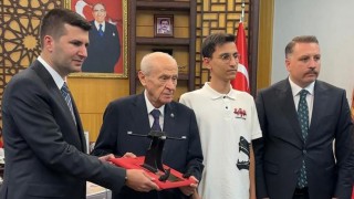 Ülkü Ocakları'nın Ürettiği İHA'nın İsmini Devlet Bahçeli Koydu