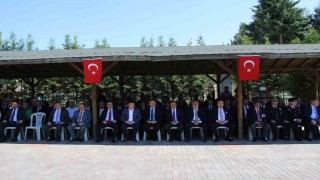 Uşakta bayram arifesinde şehitler unutulmadı