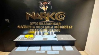 Uyuşturucu operasyonunda yakalanan 2 kişi tutuklandı