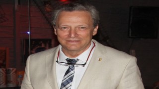 Uzmanı uyardı: Kurban iç organlarını köpeklere vermeyin