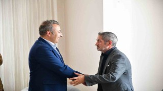 Vali Çiçek, şehit aileleri ile bayramlaştı