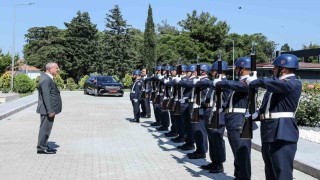 Vali Toroman, Jandarma Teşkilatını ziyaret ederek 186ncı kuruluş yıldönümünü kutladı