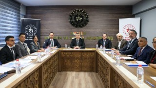 Vali Toros, gençlik ve spor faaliyetlerini değerlendirdi