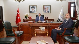 Vali Yiğitbaşı, yeni İl Sağlık Müdürü Dr. Hakkı Öztürkü kabul etti