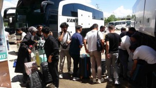 Vandaki otogarda bayram yoğunluğu başladı