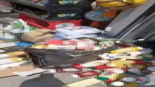 Vatandaş şikayet etti, marketten binlerce tarihi geçmiş ürün çıktı