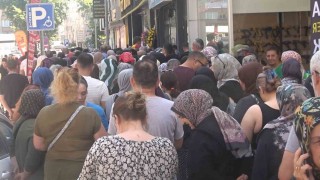Yalovada mağaza açılışında indirim izdihamı