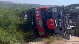 Yangına müdahaleye giden arazöz devrildi: 2 yaralı