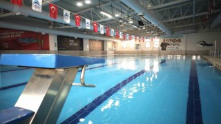 Yarı olimpik yüzme havuzu sezona start veriyor