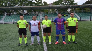 Yeni Esenspor 3 puanı 4 golle aldı