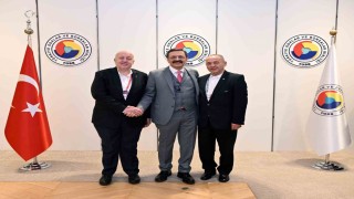 Yılmaz: Türkiye ekonomisine hep birlikte sahip çıkmalıyız