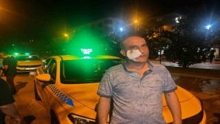 Yol verme kavgası taksi durağına taştı: 2 yaralı