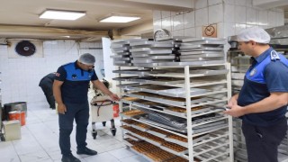 Zabıta ekipleri tatlı imalathanelerinde denetimlerini sürdürüyor
