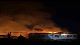 Zilede köy evi çıkan yangında küle döndü