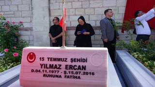 15 Temmuz Şehitleri Edirnekapı Şehitliğinde dualarla anıldı