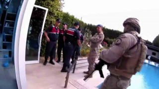 150 milyon TLlik vurgun yapmışlardı: Dev dolandırıcılık çetesine operasyon anı kamerada