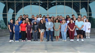 17 ülkeden gelen tıp ve eczacılık öğrencileri, Kıbrısta buluştu