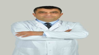 2 yaşındaki bebeğin böbreğindeki taş kapalı yöntemle alındı