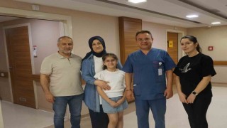 42 yaşındaki hasta, safra kesesinde oluşan 500den fazla taşla yaşadı