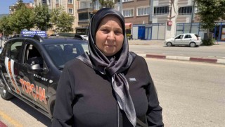 55 yaşındaki kadın, 2 dosya yaktı 12. sınavda ehliyet almaya hak kazandı