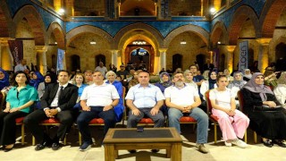 8 asırlık Gökmedresede manevi ezgiler yankılandı