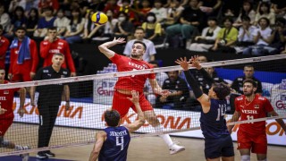 A Milli Erkek Voleybol Takımı, ABDye 3-0 mağlup oldu