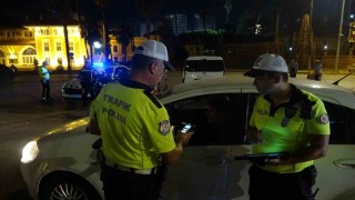 Adanada alkol ve ışık donanımı uygulaması: 98 kişiye 596 bin 659 TL ceza