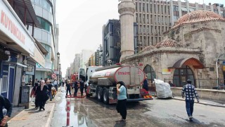 Adanada kuyumcudaki yangın paniğe neden oldu